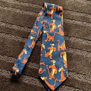 VINTAGE DISNEY TIGGER TIE